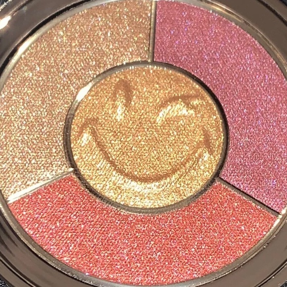 CIATE LONDON x SMILEY WORLD WINK ON EYE SHADOW PALETTE ~ NEW IN BOX - Picture 4 of 4